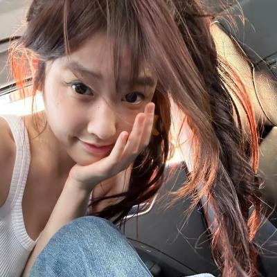 蔷薇少女在线观看海报