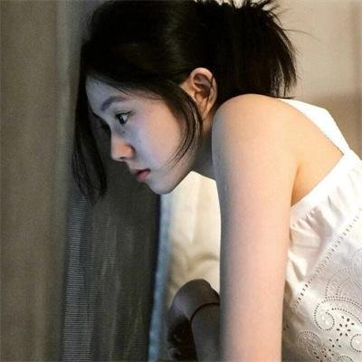 沉月在线观看海报